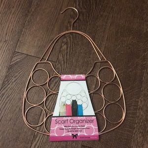 🆕Scarf Hanger
